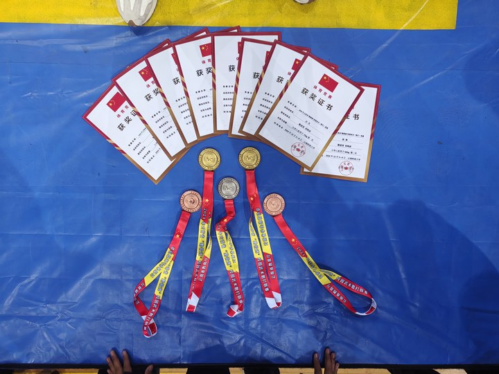 959e1e35dd1c5717b2094b6a453c116e.png 959e1e35dd1c5717b2094b6a453c116e.png