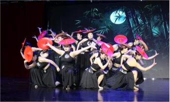 2021级舞编舞表专业毕业展演顺利举办 第 2 张 2021级舞编舞表专业毕业展演顺利举办 第 2 张