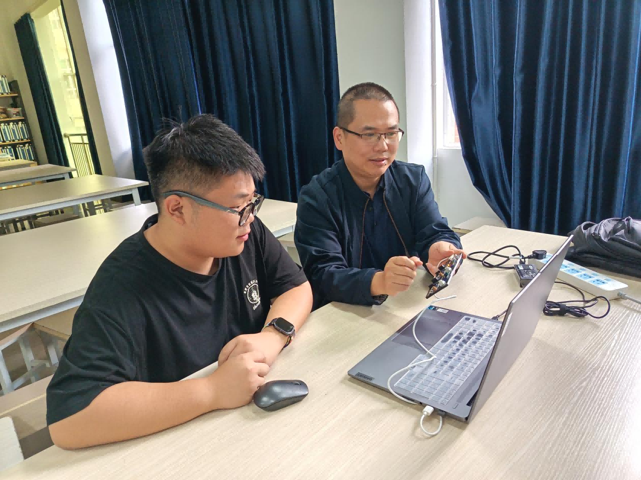 信息与智能工程学院2025年上半年学科竞赛成绩速览 第 6 张